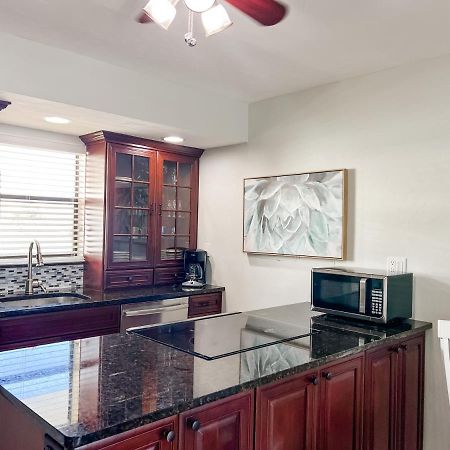 Knot A Care Remodeled Direct Water Access Condo With Ocean And Pool Views Now Sleeps Six Pulau Marco Luaran gambar
